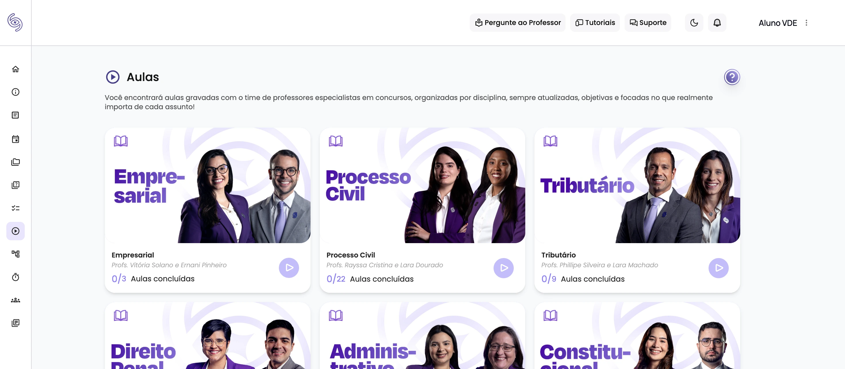 Videoaulas gravadas e objetivas para complementar os estudos e ajudar nas matérias mais difíceis.
